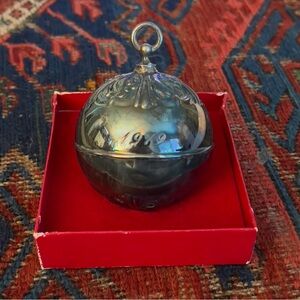 Reed & Barton 1979 Christmas Silver Plated Collectible Holly Ball Ornament W/Box